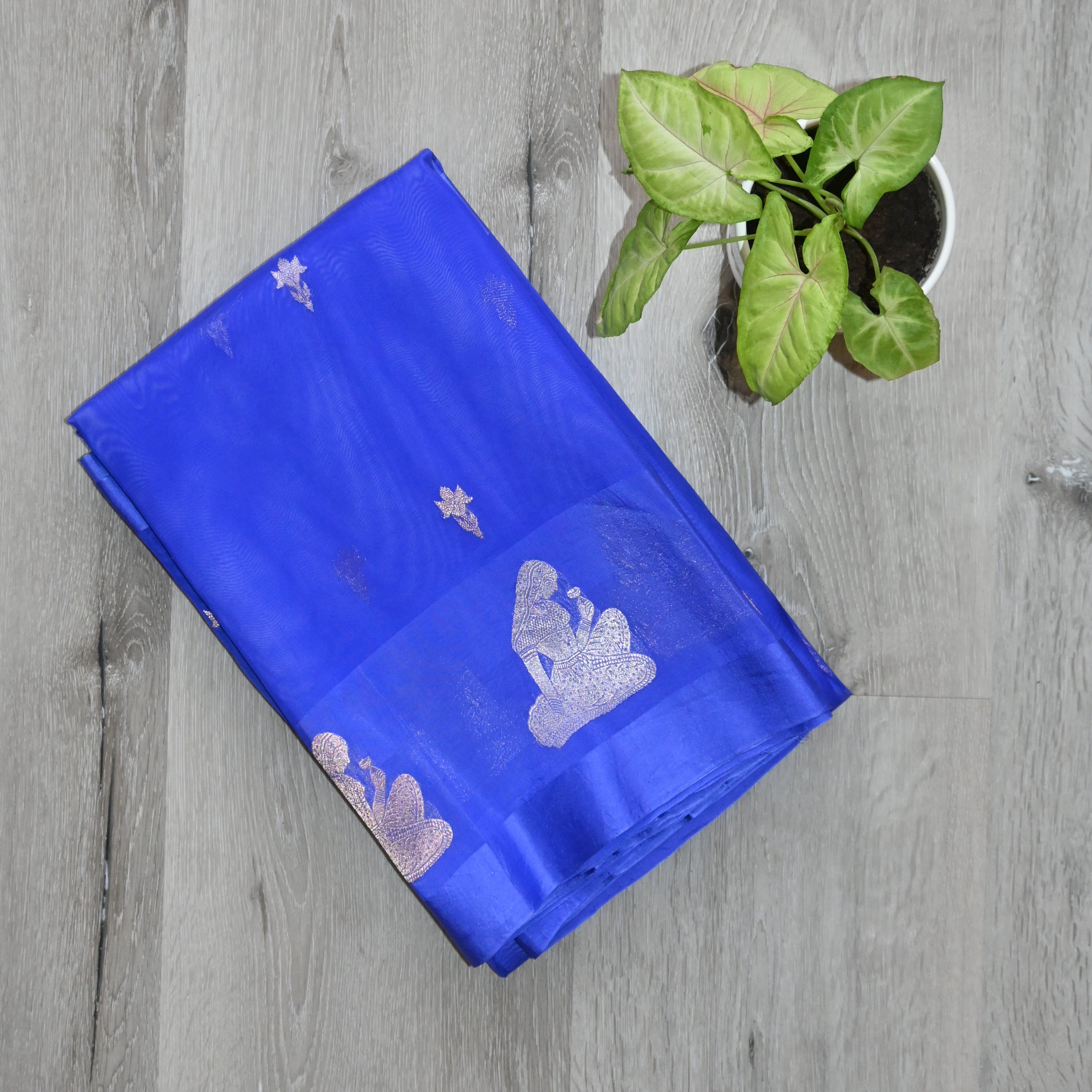 Silk Orgenza Dulhan Motif Kadwa