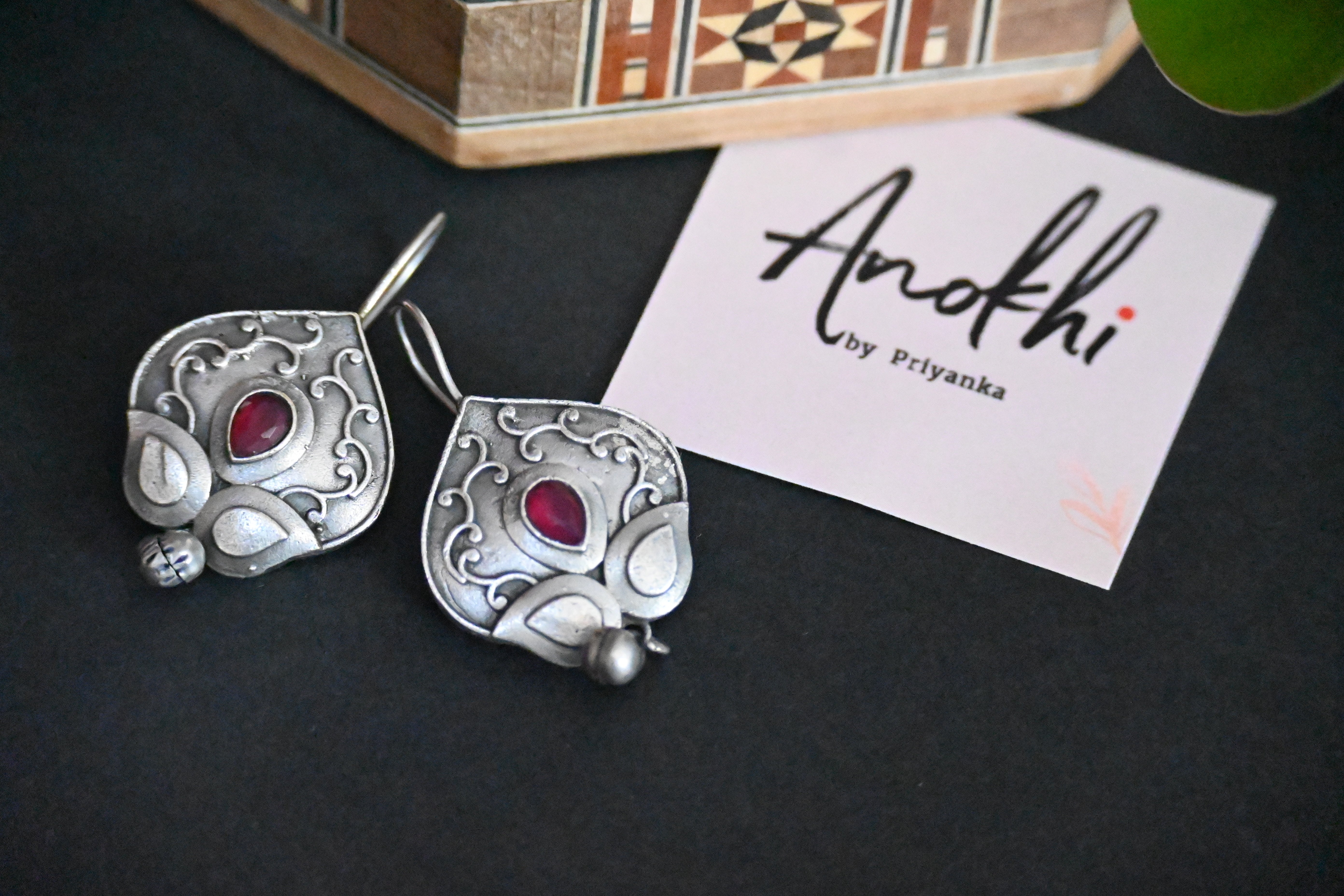 Fiona, Silver Look Alike Oxidized Earrings