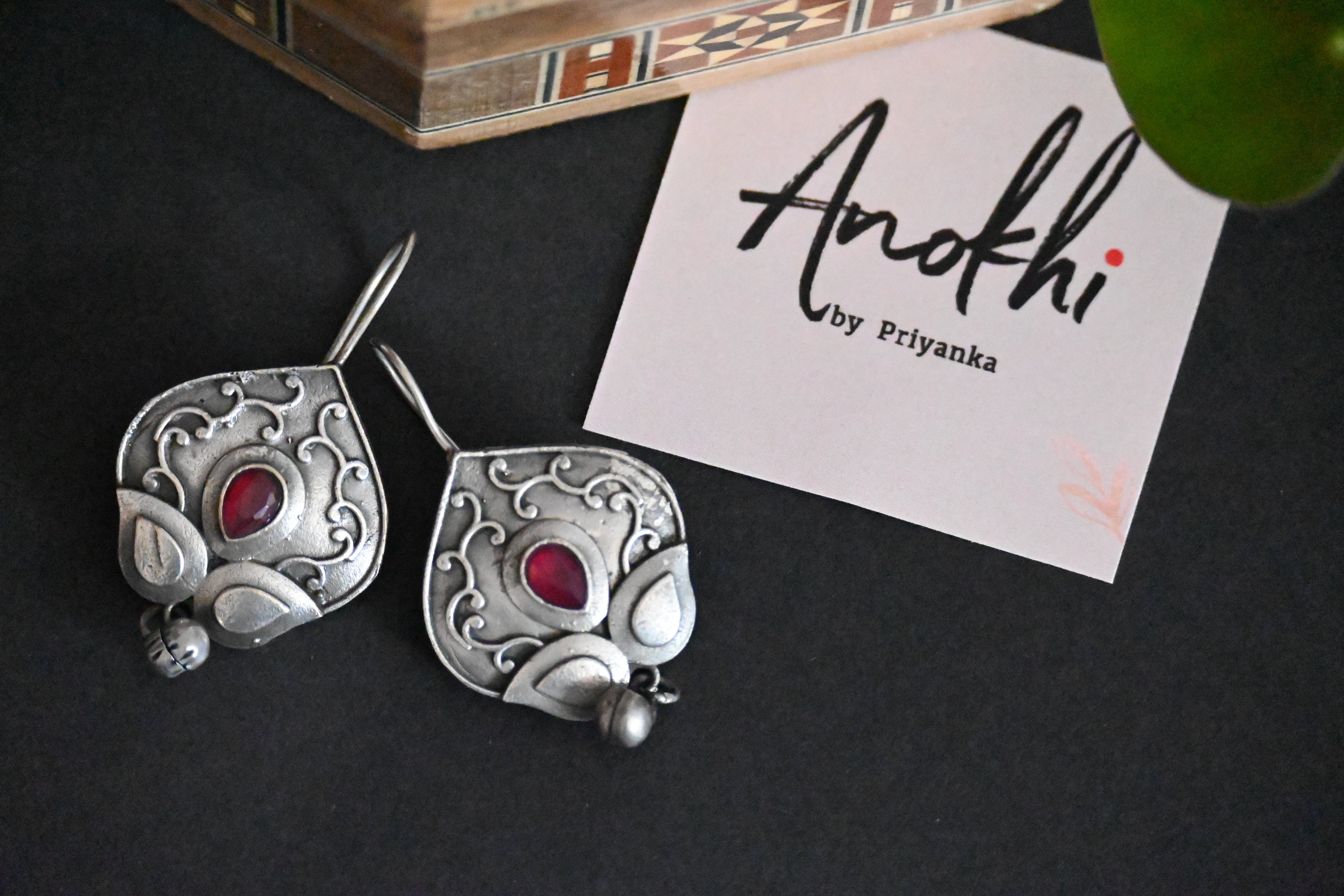 Fiona, Silver Look Alike Oxidized Earrings