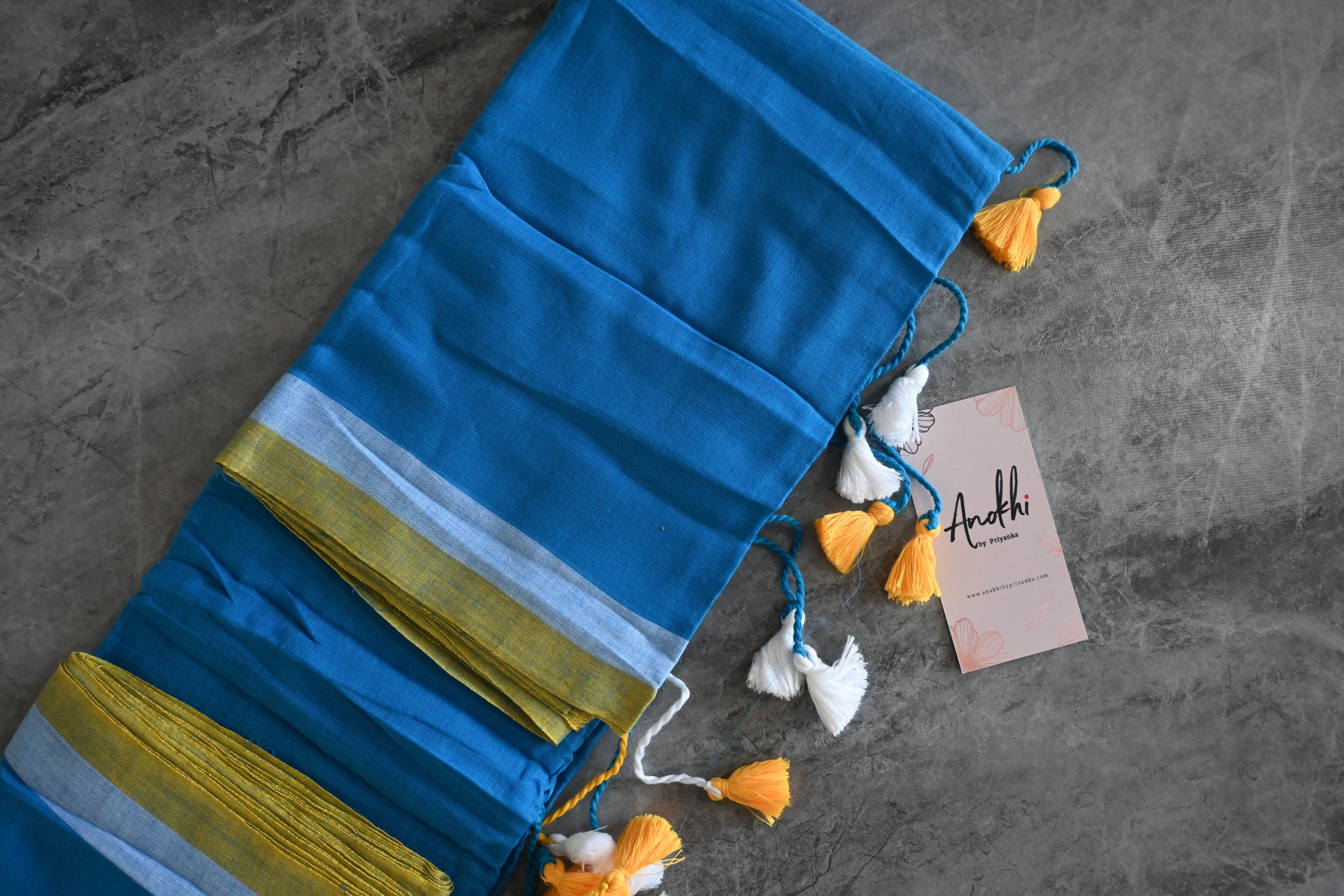 Plain Mulcotton saree with boder