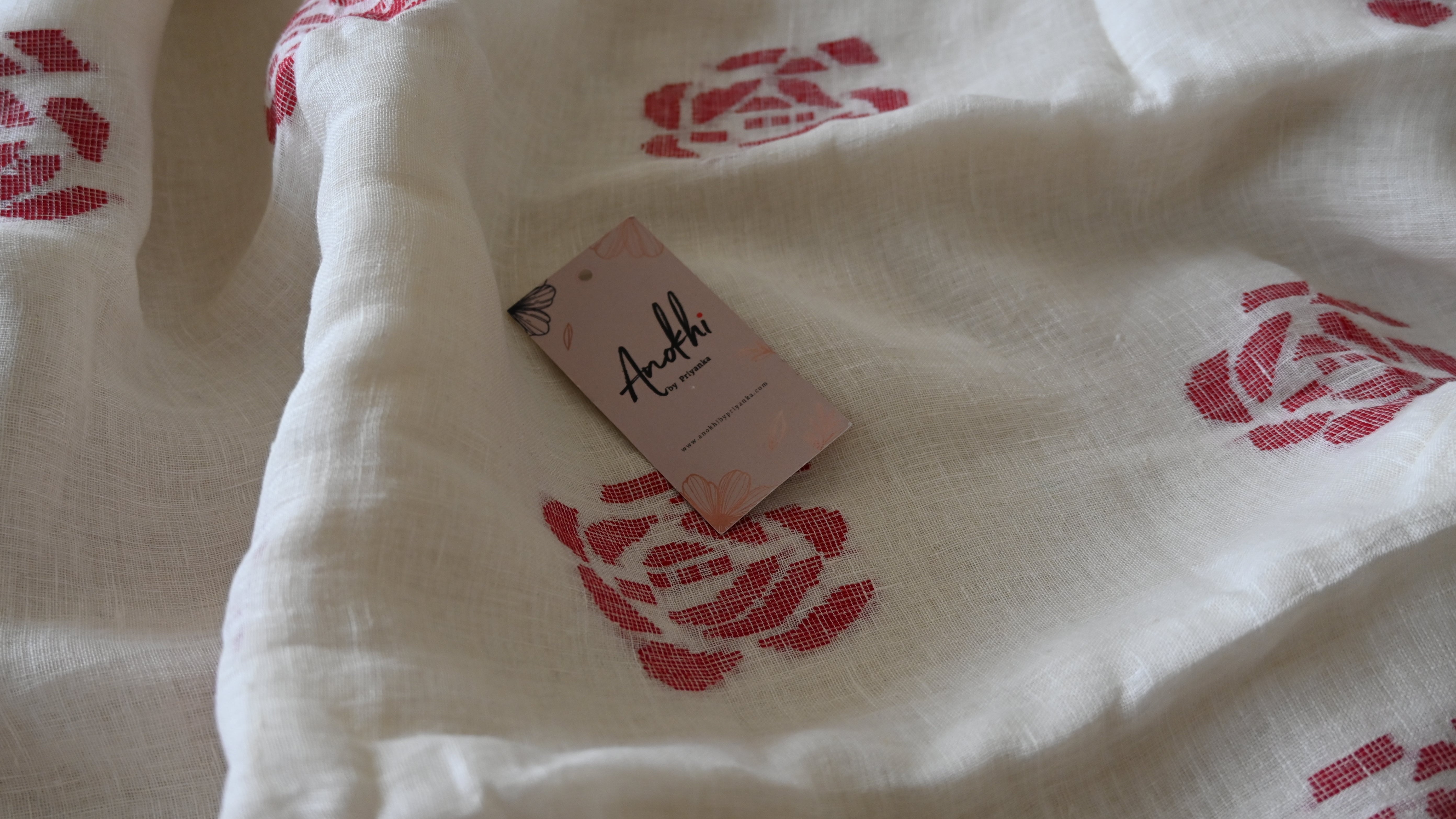 Pure Linen White Jamdani Handloom Saree