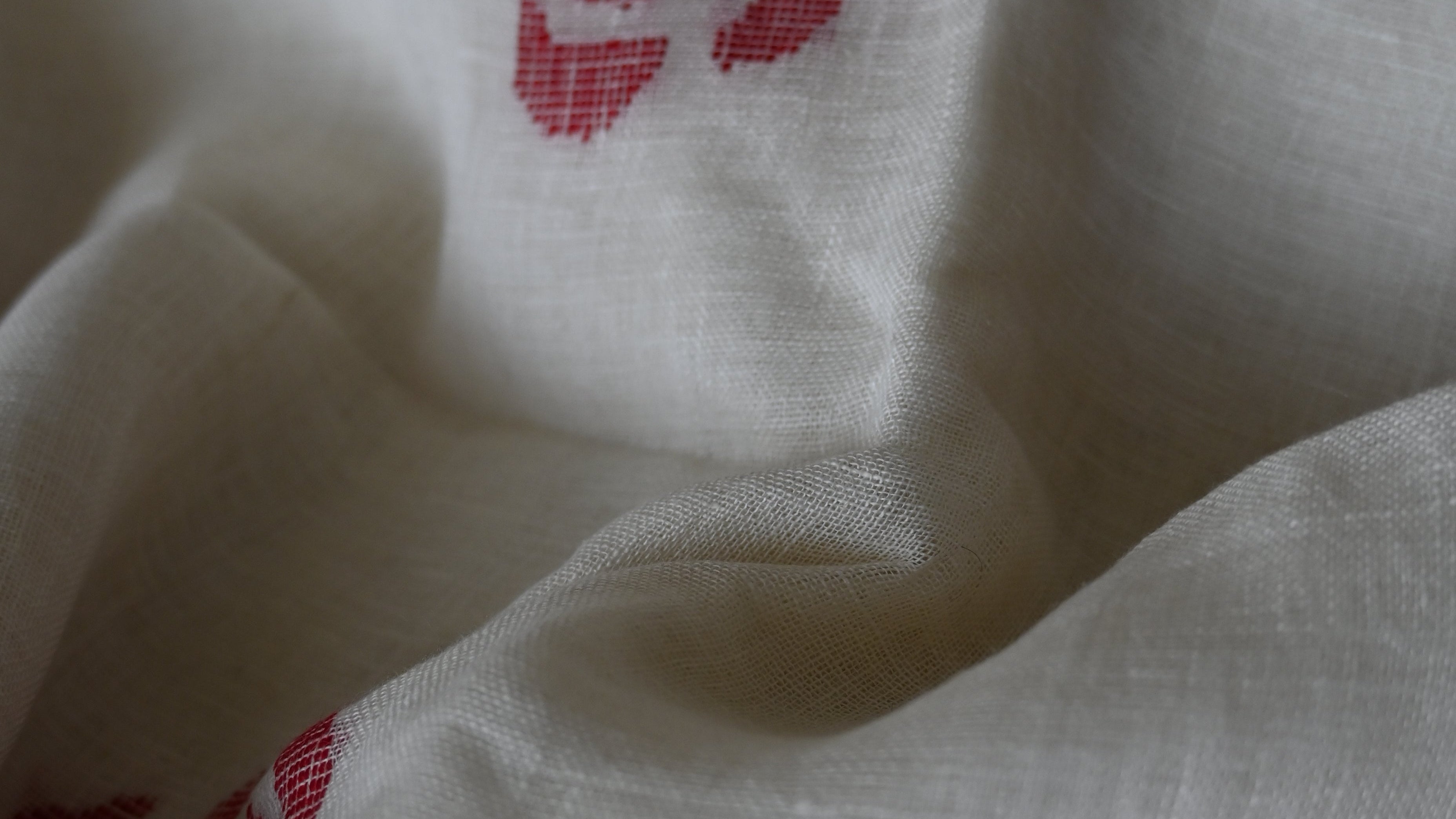 Pure Linen White Jamdani Handloom Saree