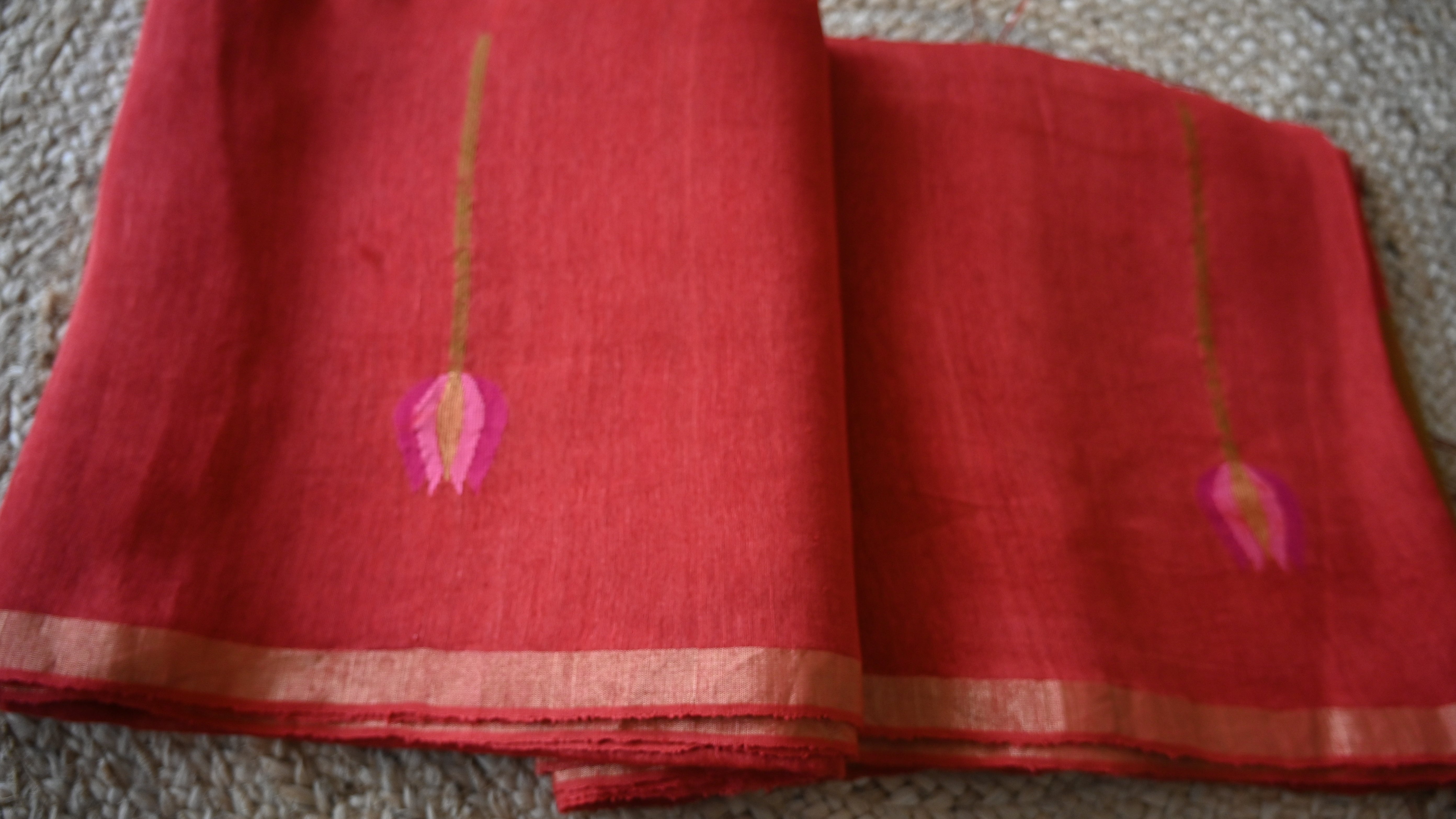 Pure Silk Linen Lotus Saree